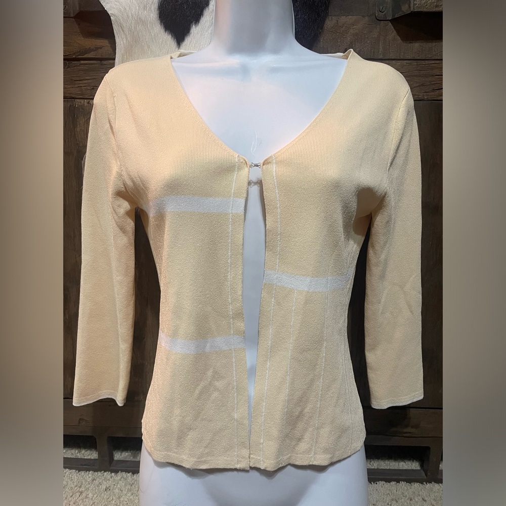Finity light yellow cardigan